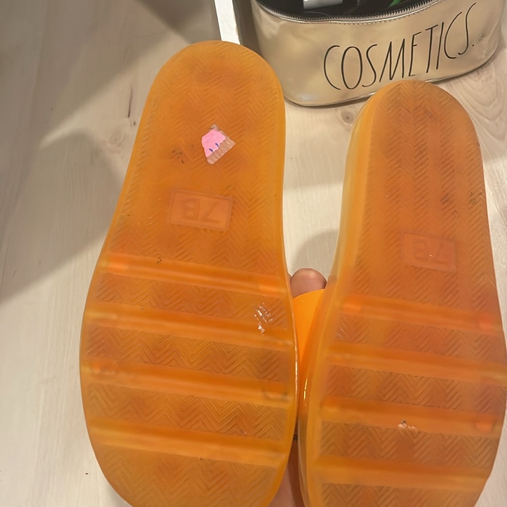 Tory Burch Jelly bubble shoes - Picture 4 of 7